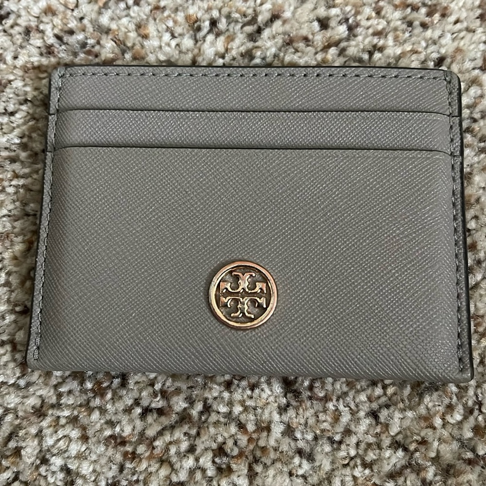 Tory Burch Robinson logo plaque cardholder